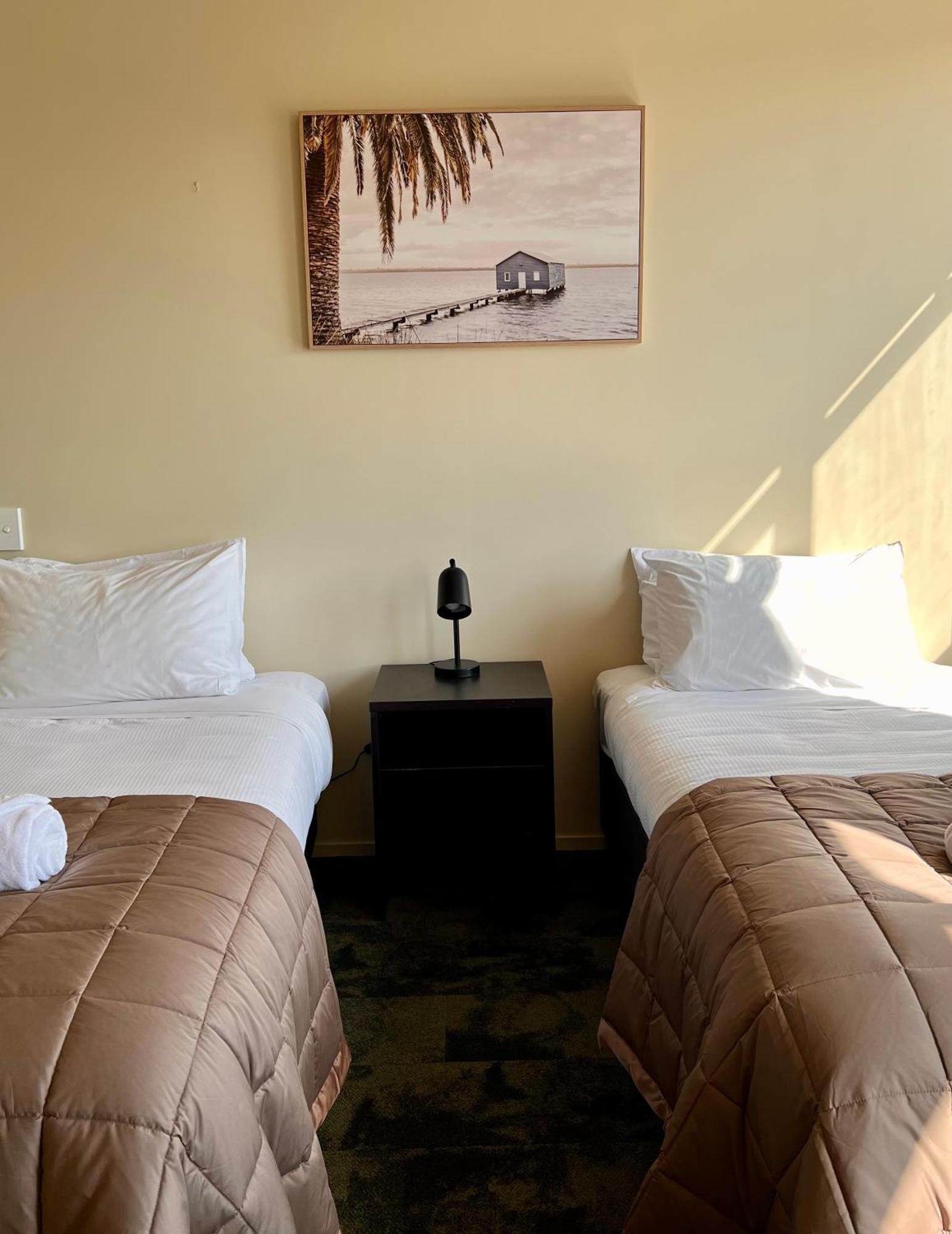 פורירואה The Post Hotel מראה חיצוני תמונה